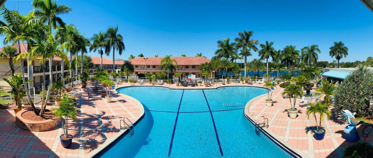 Royal Inn Hotel Royal Palm Beach Exteriör bild